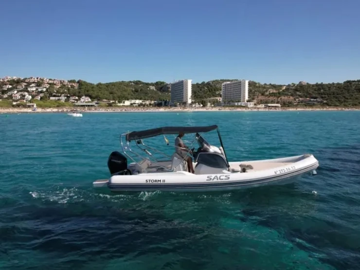 Alquiler de barcos Tivat barato de Sacs S 780