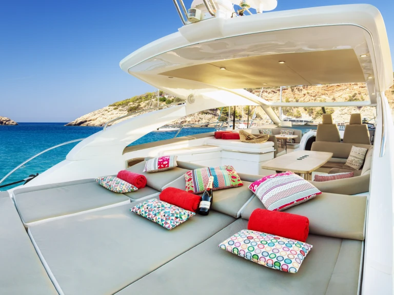 Alquiler de Lancha, con o sin patrón Princess Marina Botafoch