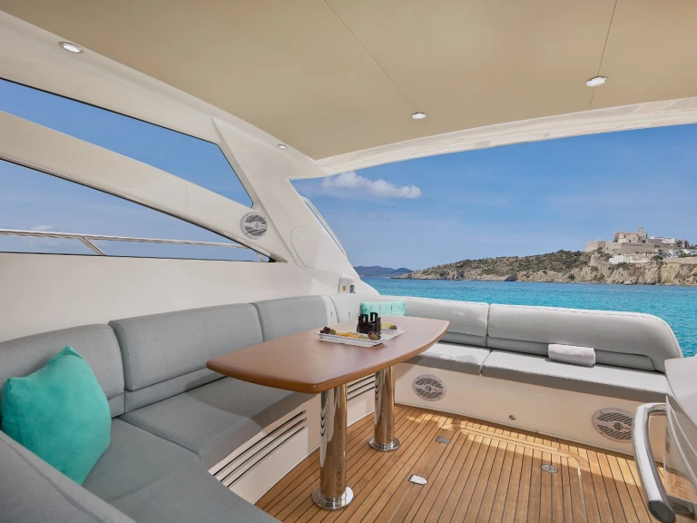 Alquiler de embarcaciones Princess Princess V58 enMarina Botafoch en Samboat