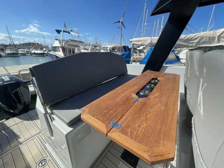 Alquiler de Kattum K 30 en Dénia