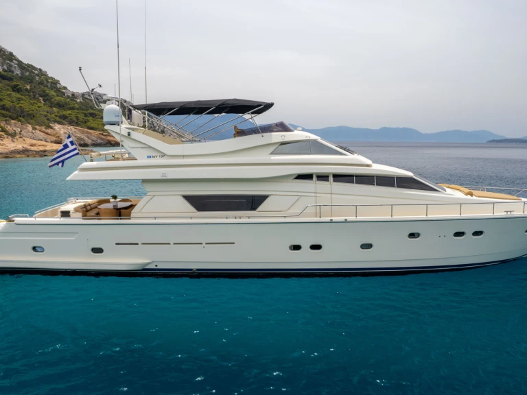 Alquiler Marina Aliki - Ferretti Ferretti 80 en SamBoat