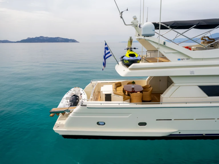 Alquiler de Ferretti Ferretti 80 en Marina Aliki