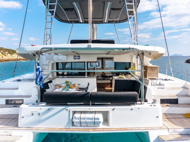 Alquiler de embarcaciones Lagoon Lagoon 46 enMarina Aliki en Samboat