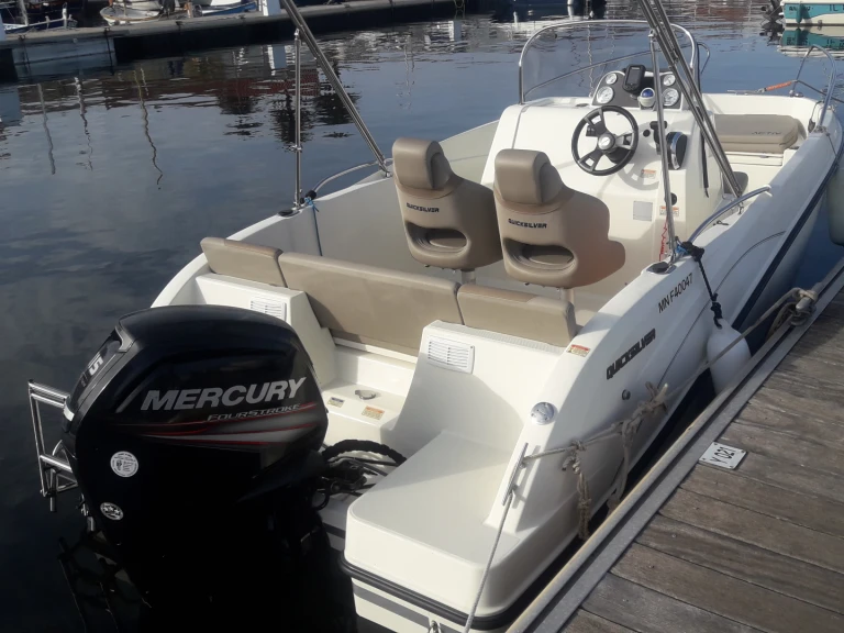 Quicksilver Quicksilver 555 Activ Open de alquiler a Six-Fours-les-Plages