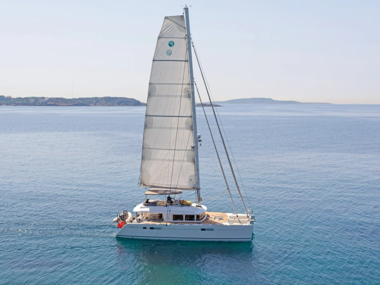 Alquiler Trget - Lagoon Lagoon 560 en SamBoat