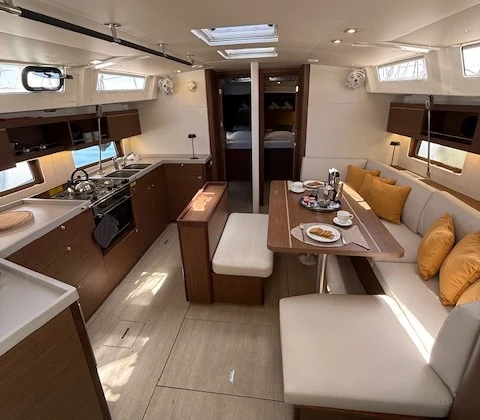 Alquiler de Bénéteau Oceanis 46.1 en Préveza