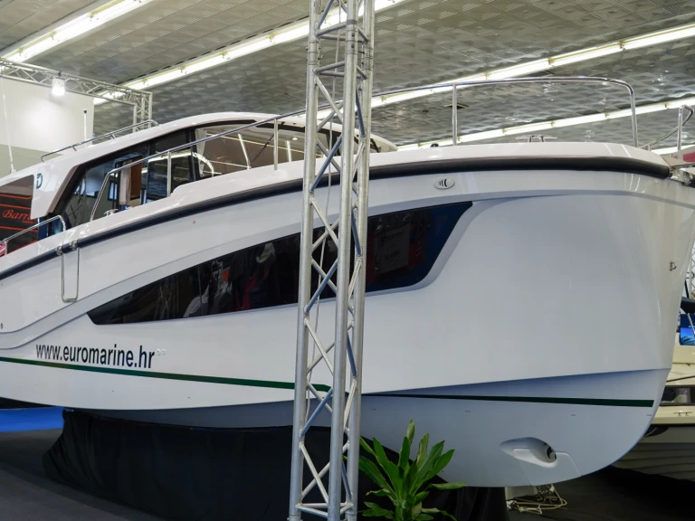 Alquiler Split - Delphia Delphia 10 Sedan en SamBoat