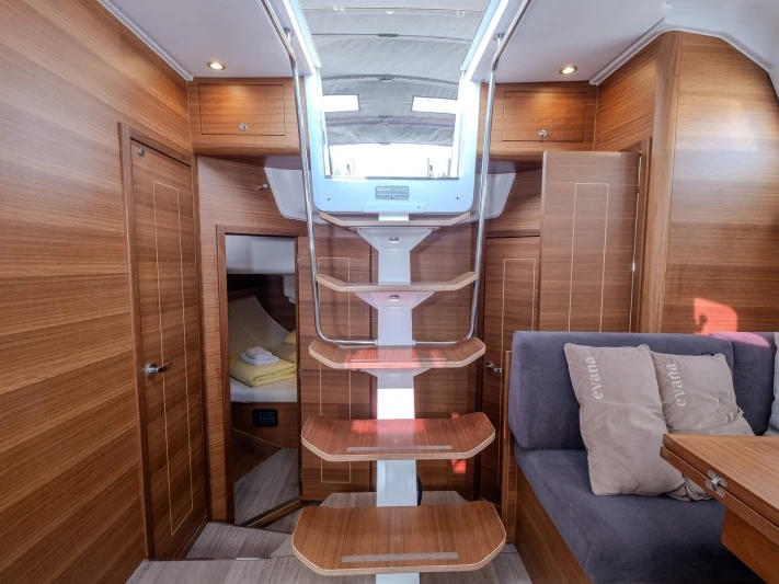 Alquiler Velero Elan con o sin  título de navegación