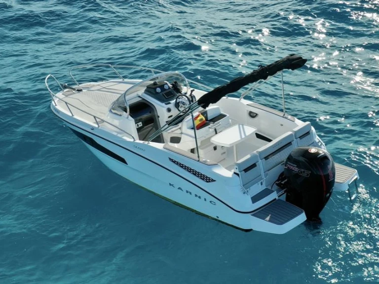 Alquiler Lancha Karnic con o sin  título de navegación