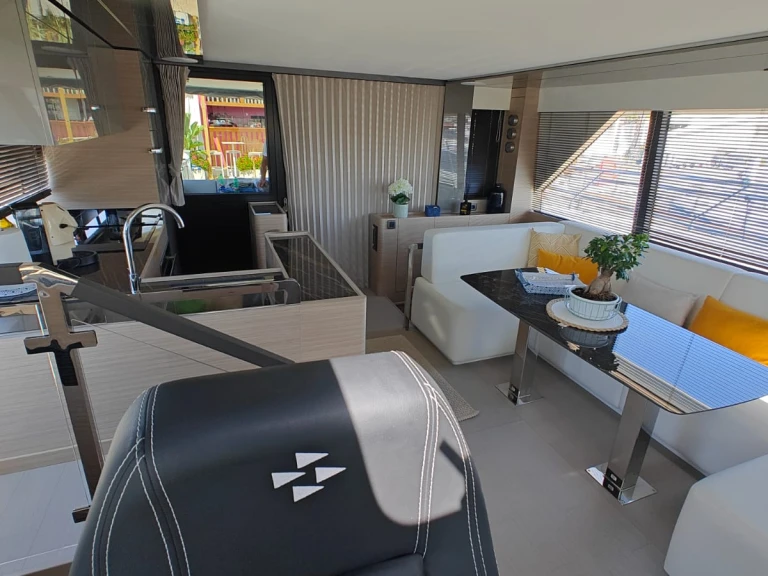 Alquiler Lancha en Castellammare di Stabia - Prestige Prestige M48