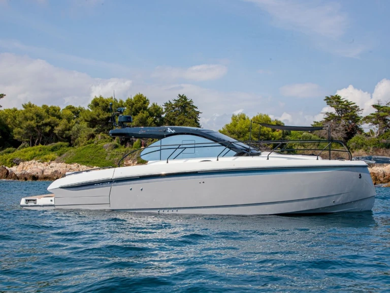Alquiler de embarcaciones Bénéteau Gran Turismo 40 enDénia en Samboat