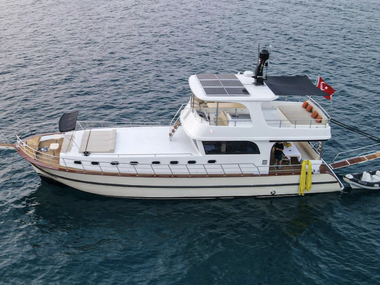 Alquiler de barcos Göcek barato de Gulet