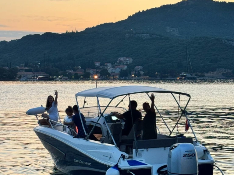 Alquiler Lancha Jeanneau con o sin  título de navegación