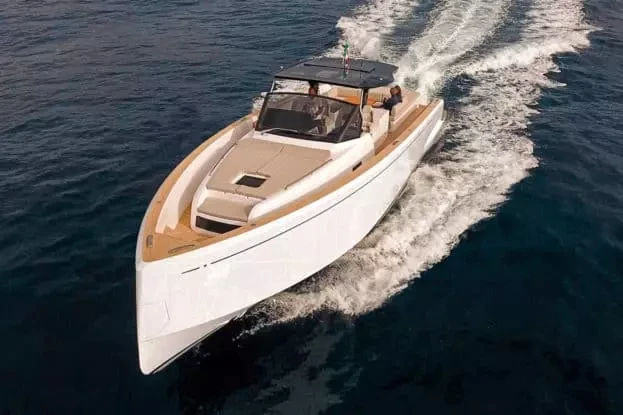 Alquiler de Yate de lujo, con o sin patrón Pardo Yachts Bandol