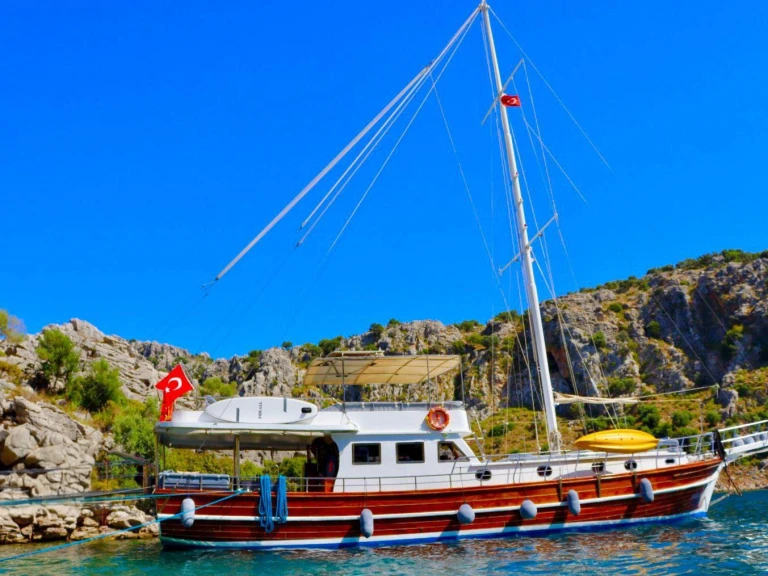 Velero para alquilar Göcek al mejor precio