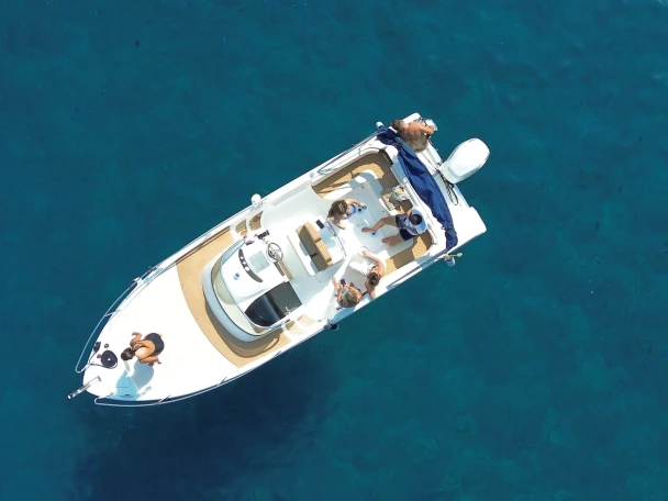 Alquiler de Saver 750 WA en Portals Nous
