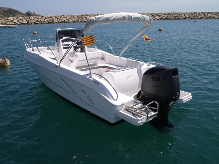 Alquiler de embarcaciones Bluline Bluline 21 Ft Open enPort de Estartit en Samboat
