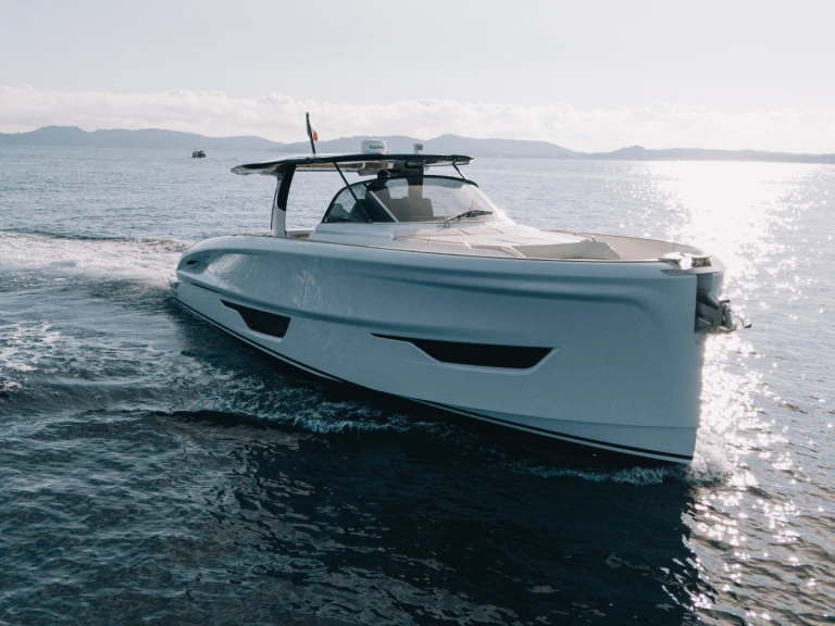 Alquiler Yate de lujo en Port Grimaud - Solaris Power Solaris Power Coupé 52