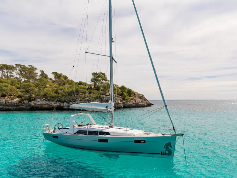 Bénéteau Oceanis 41.1 de alquiler a Álimos