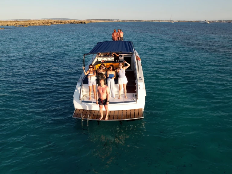 Alquiler de  Cherokee 50 en Ibiza (Ciudad)