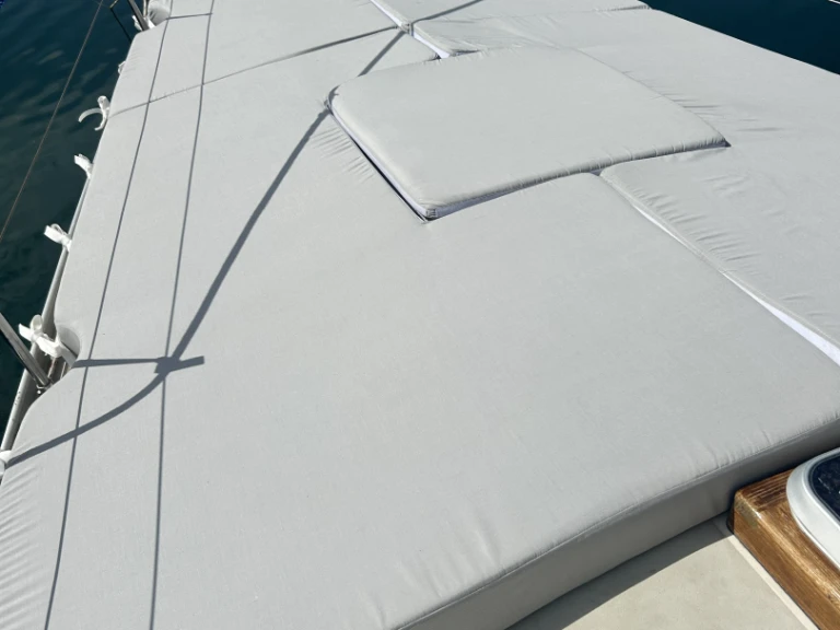 Nautor Swan Swan 44 de alquiler a Porto di Cala Gonone