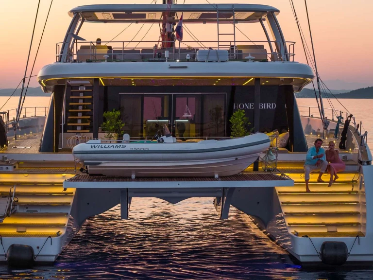Alquiler de Yate de lujo, con o sin patrón Sunreef Šibenik