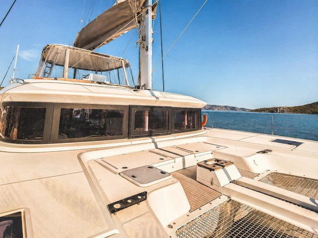 Alquiler de barcos Miconos (Isla) barato de Lagoon 51