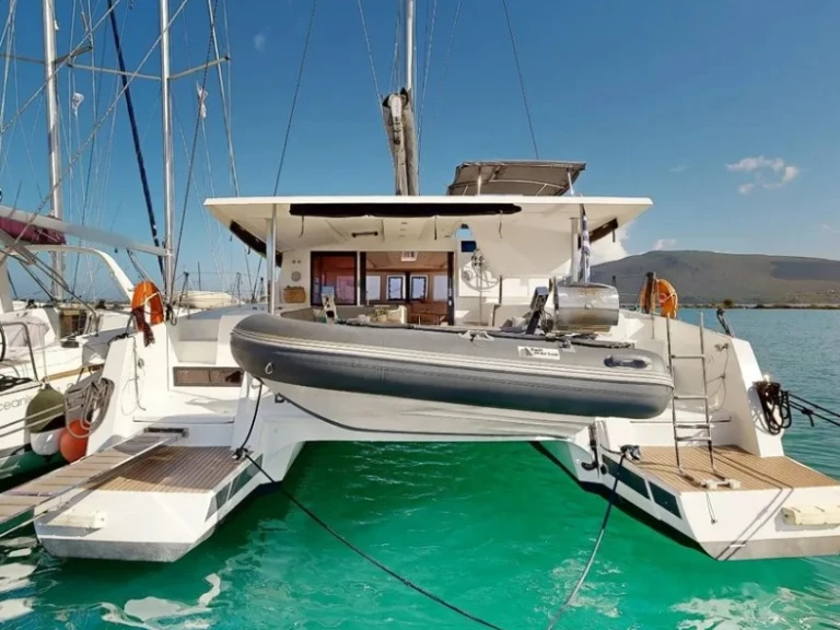Alquiler de Fountaine Pajot Isla 40 en Paros (Isla)