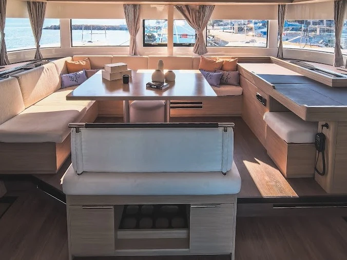 Alquiler de Catamarán, con o sin patrón Lagoon Miconos (Isla)