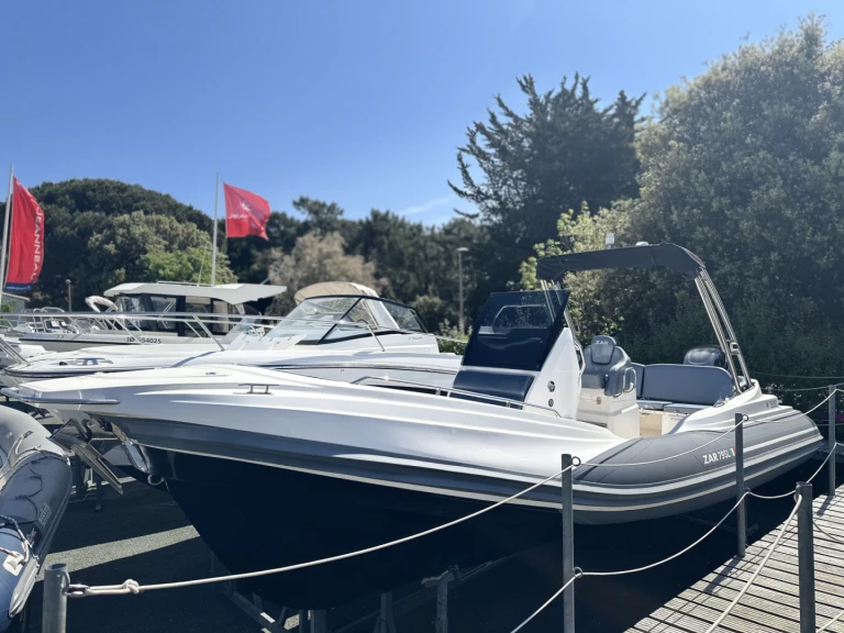Alquiler de barcos La Flotte barato de Zar 79 SL