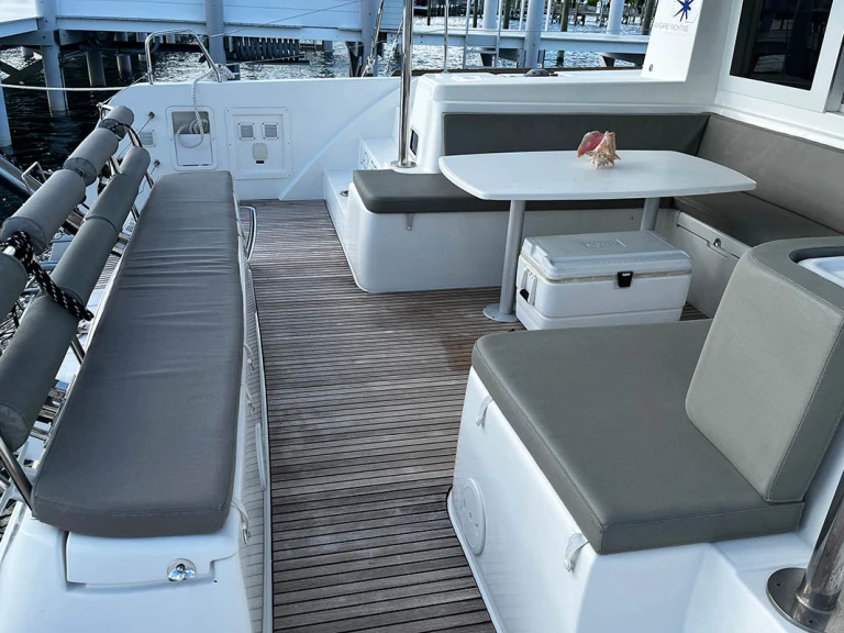 Alquiler de embarcaciones Lagoon Lagoon 40 enRoad Town en Samboat