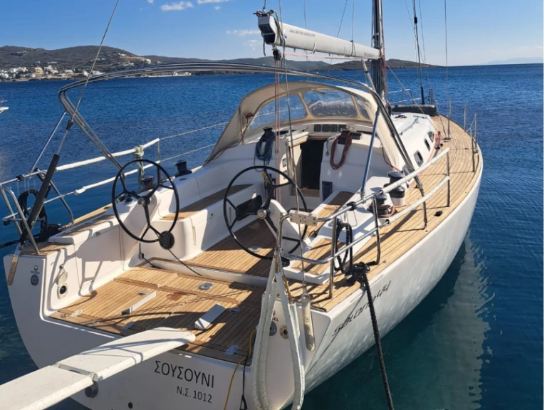 Alquiler de Velero, con o sin patrón Salona Syros Port