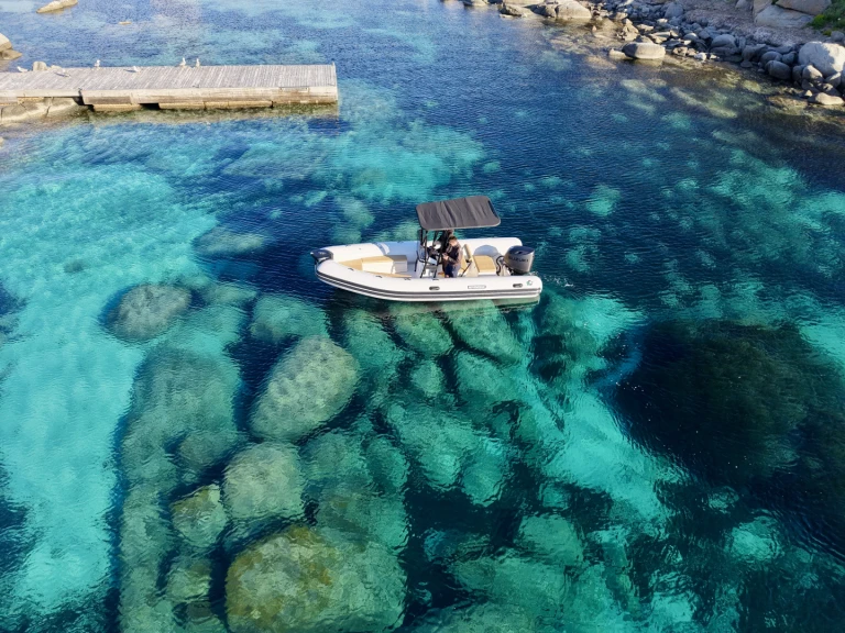 Alquiler Neumática en Villasimius - Novamarine RH600