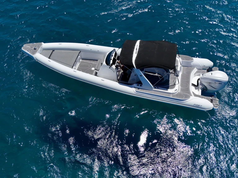 Alquiler Neumática en Marina Aliki - Fost Matrix 32