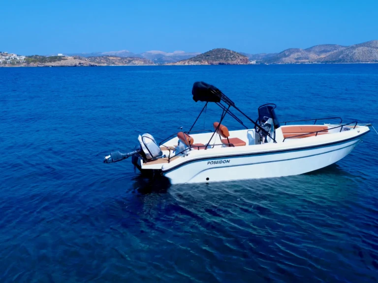 Alquiler de embarcaciones Poseidon Blu Water 170 enAnávyssos en Samboat