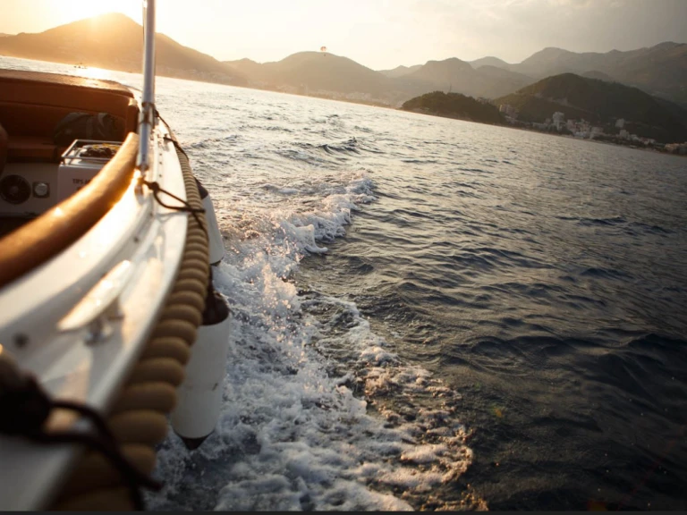 Alquiler de Lancha, con o sin patrón Truszczynscy boats Budva