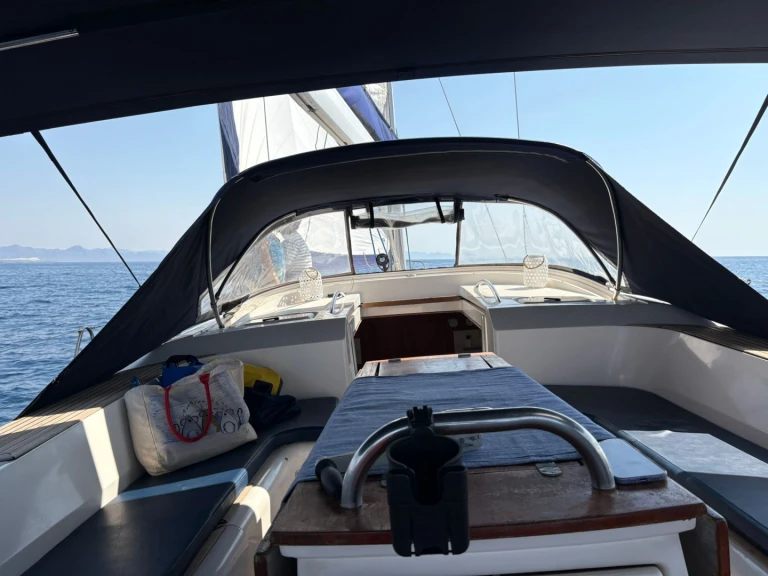 Alquiler Velero Elan con o sin  título de navegación