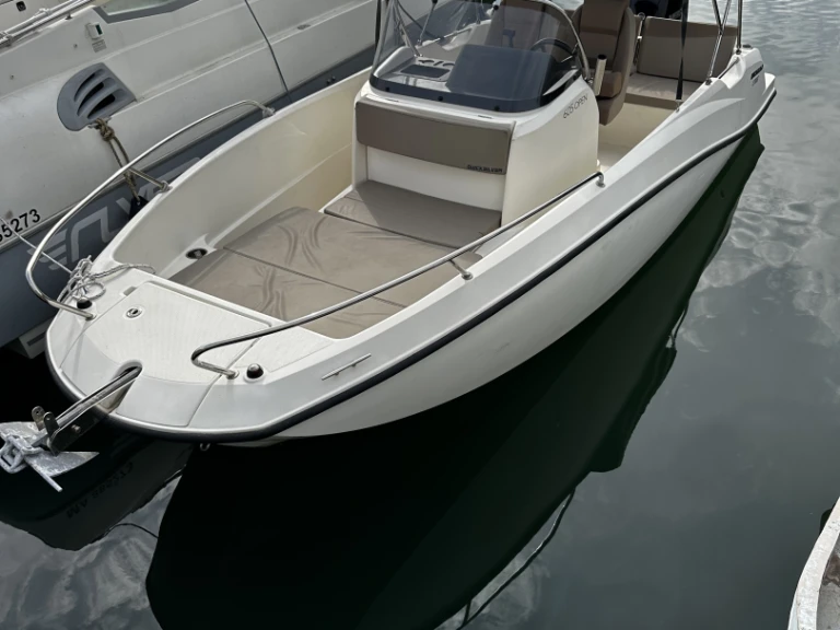 Alquiler de embarcaciones Quicksilver Activ 605 Open Pack Sport enMarsella en Samboat