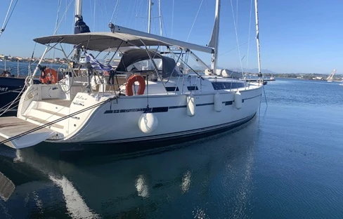 Alquiler de Bavaria Cruiser 51 en Perigiali