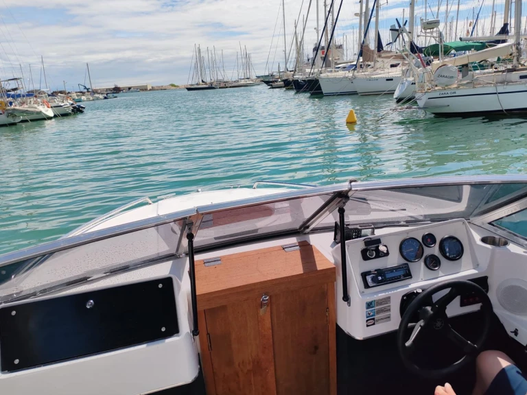 Lancha para alquilar Vilanova i la Geltrú al mejor precio