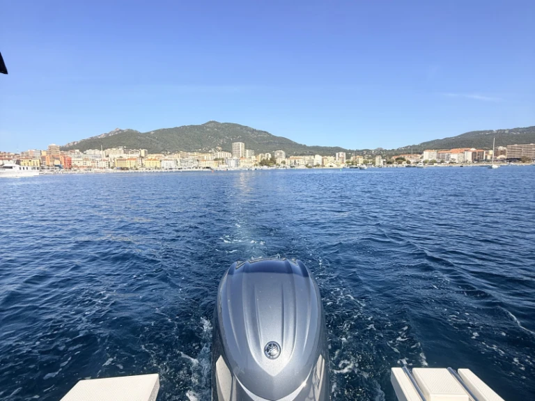 Alquiler de Pacific Craft Pacific Craft 625 Open Trendy en Ajaccio