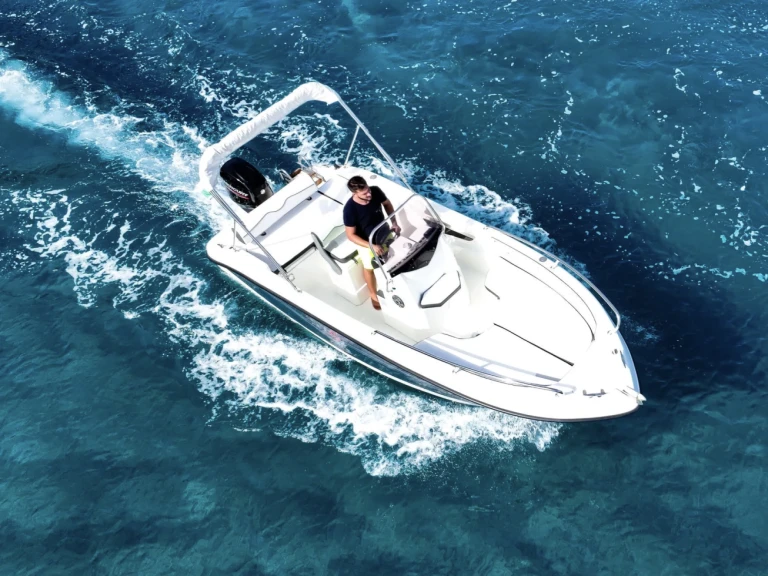 Alquiler de Trimarchi Trimarchi 57 S Pro en Taormina