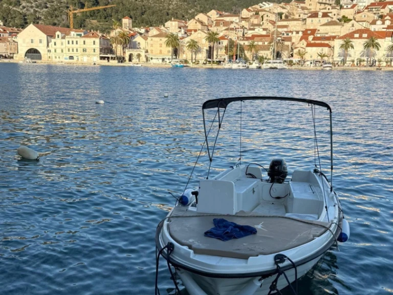 Alquiler Lancha en Hvar - Betina 500