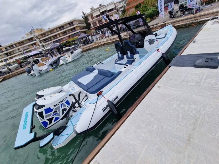 Alquiler de Mazziena SP 26 en Zante