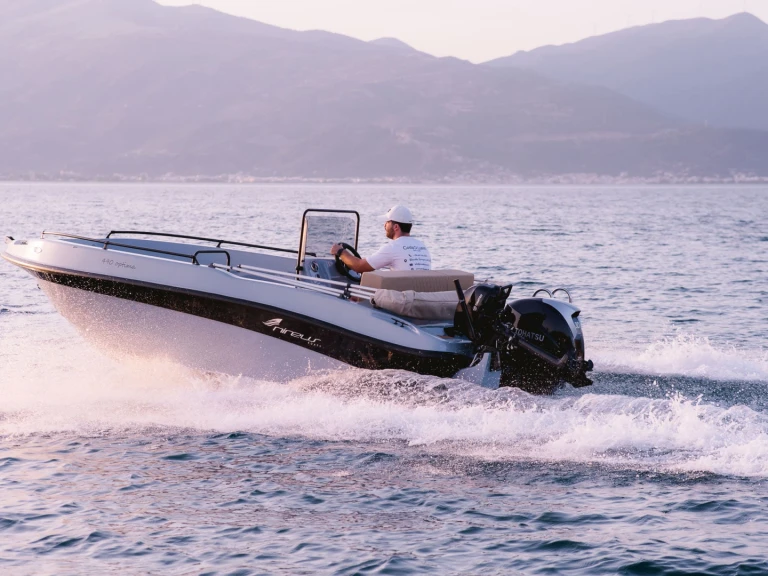 Alquiler de barcos Marina Aliki barato de Optima 490