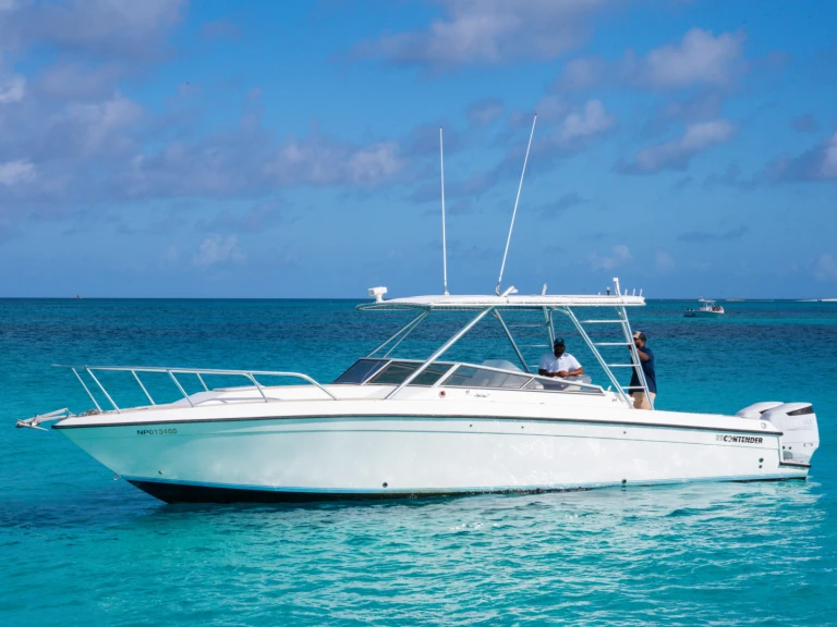 Alquiler de barcos Nassau barato de Side Console