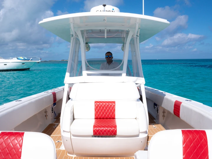 Alquiler de embarcaciones Intrepid Centerconsole enNassau en Samboat