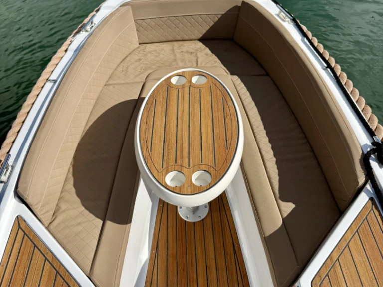 Silver Yacht Silver 495 de alquiler a Combrit
