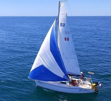 Alquiler Velero B2 Marine con o sin  título de navegación