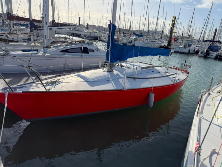 Alquiler de J Composites J 24 en La Rochelle